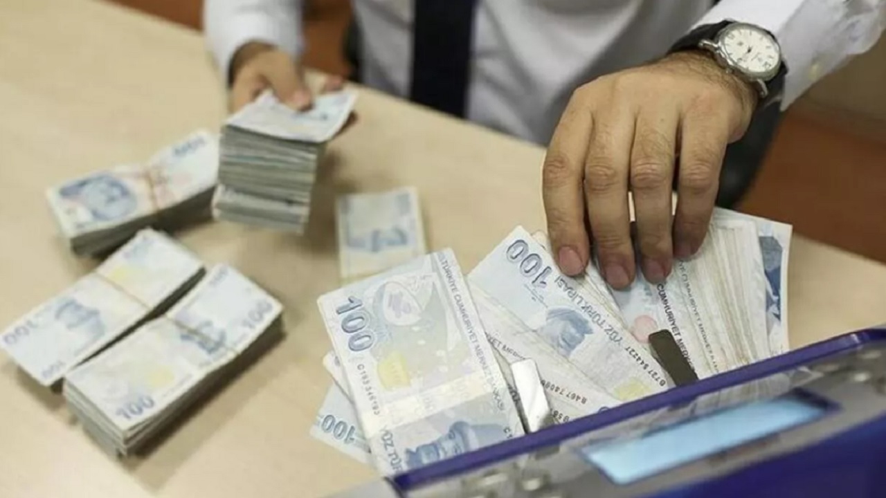 SSK, Bağ-Kur ve bütün emeklilere büyük müjde! Emekliler için müthiş açıklama geldi! 3 gün içerisinde 7.000 TL yapılacak!