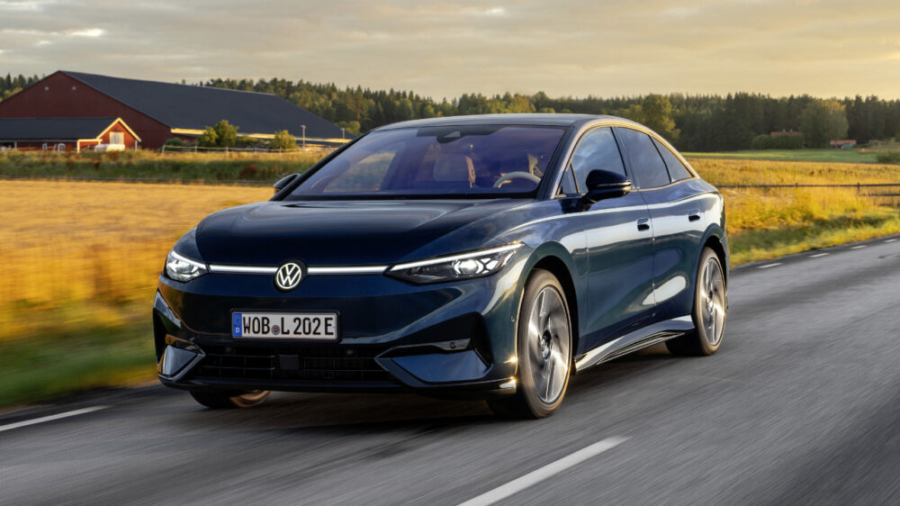 Volkswagen ID.7 Türkiye’de Satışa Sunuldu: Fiyatı 3,3 Milyon TL’ye Ulaştı, İşte Tüm Detaylar