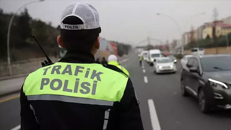 1 Mayıs 2025 İstanbul Trafik Tedbirleri: Hangi Yollar Kapalı, Hangi Güzergahlar Açık?
