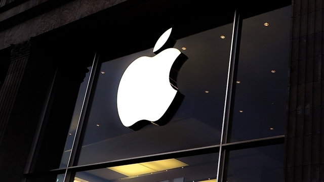Apple Çin’de Kan Kaybediyor: iPhone Satışları Sert Düştü