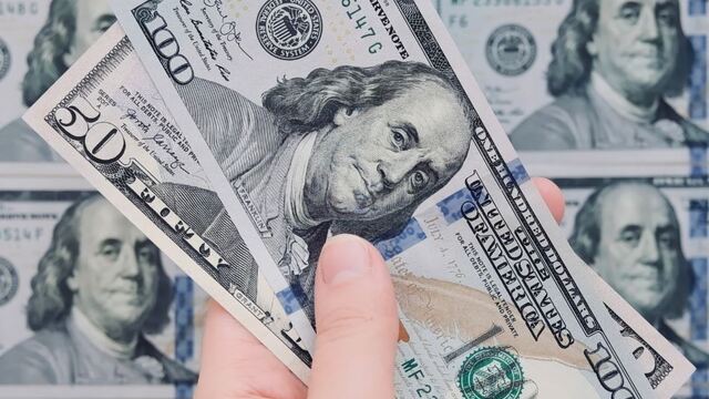 “Bu Hafta Dolar ve Euro Kazandırdı – Altın Yatırımcısı Beklemede”