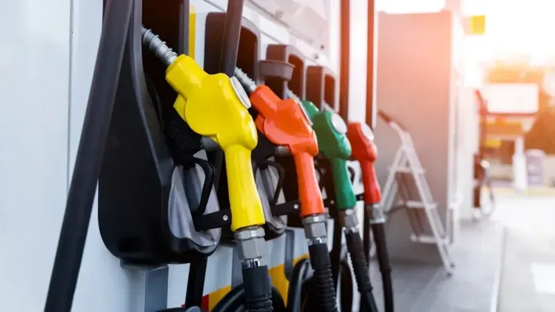 Akaryakıtta Büyük İndirim Yolda! 4 Mayıs 2025 Güncel Benzin, Motorin ve LPG Fiyatları Açıklandı