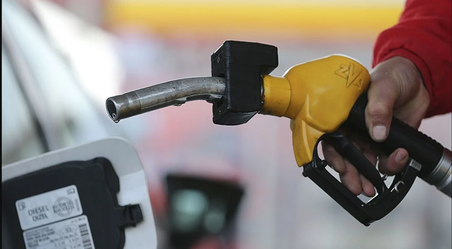 6 Mayıs 2025 Güncel Benzin Fiyatları: Benzin ve Motorin Fiyatları Sabit, Otogaza Büyük İndirim