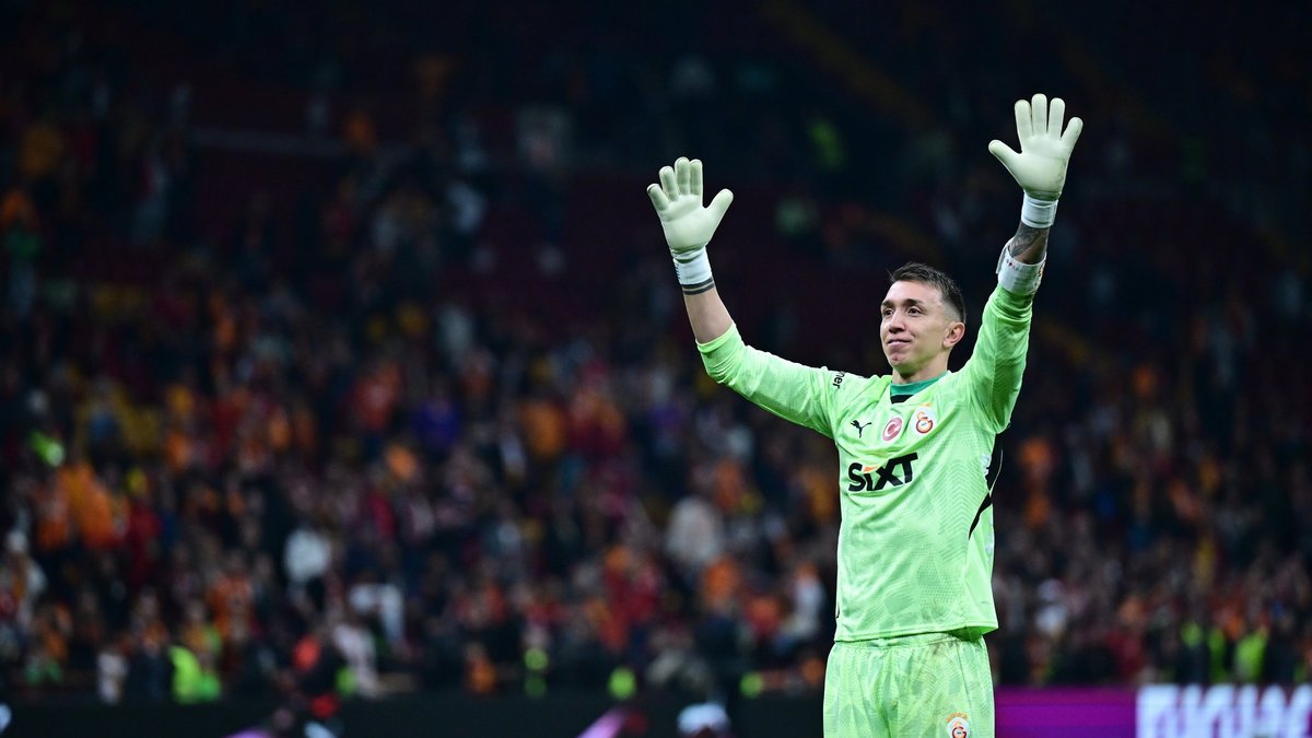 Muslera Galatasaray’a Veda Ediyor! Efsane Kalecinin Yeni Takımı Belli Oldu