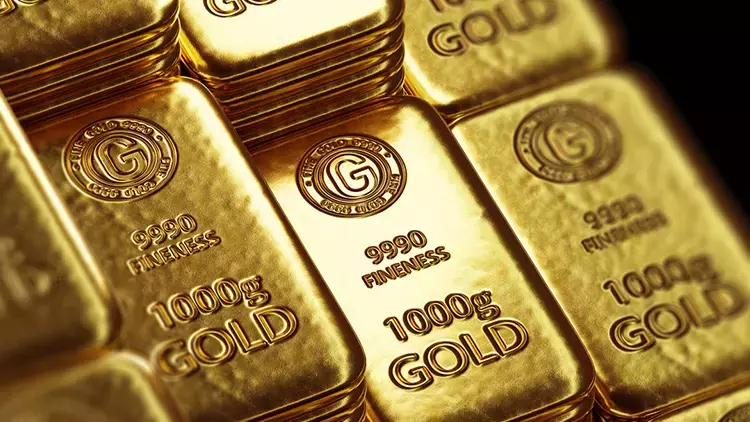 Altın Sert Düştü! Yatırımcılar için Kaçırılmaz Fırsat mı, Yoksa Risk mi?