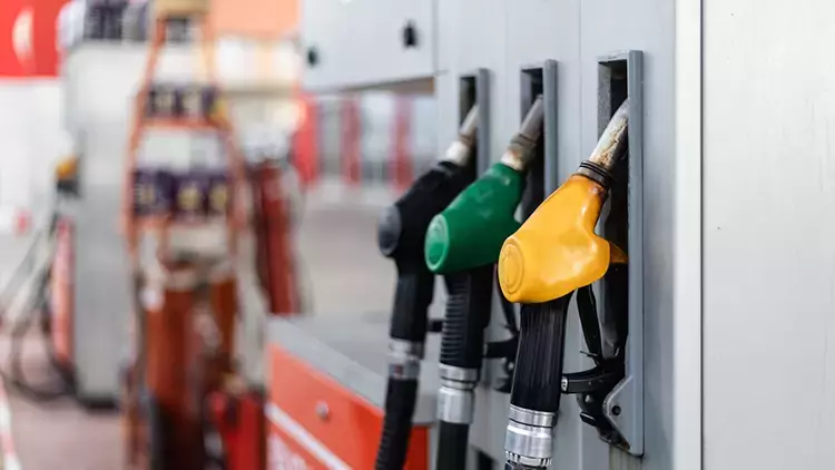 Benzin ve Motorine Yeni Zam Yolda: Litresi 47 TL’yi Aşacak