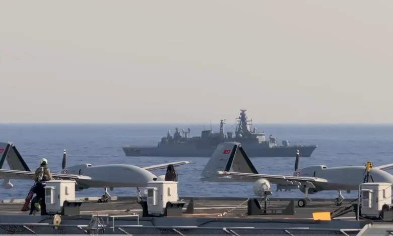 Türkiye’den Bir İlk: TCG Anadolu’dan Kalkan İHA ile Gerçek Mühimmatlı Atış Yapıldı