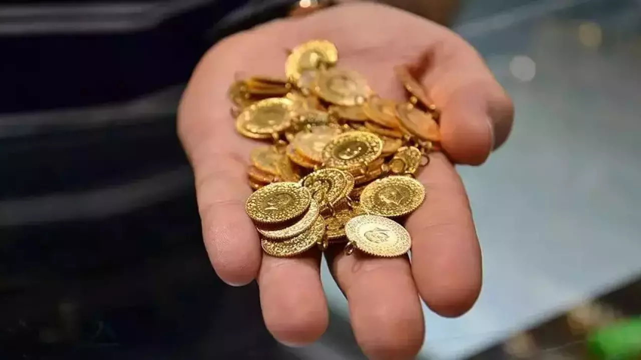 16Mayıs2025 Altın Fiyatlarında Yön Arayışı: Yatırımcılar Dikkatle Bekliyor