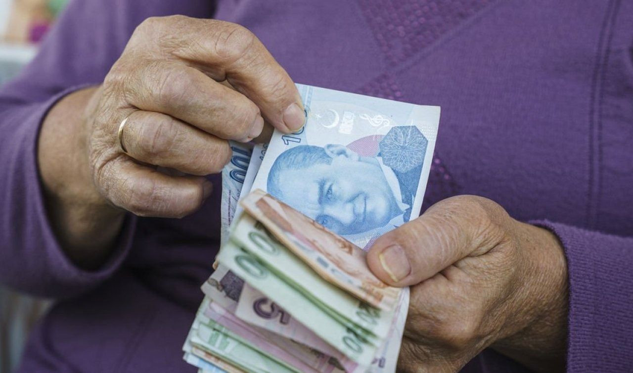 son-dakika-emekli-bayram-ikramiyesi-belli-oldu-ak-partiden-aciklamaa.jpg
