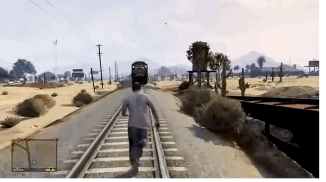 GTA 5 olayı abartarak bir trene kafa atın